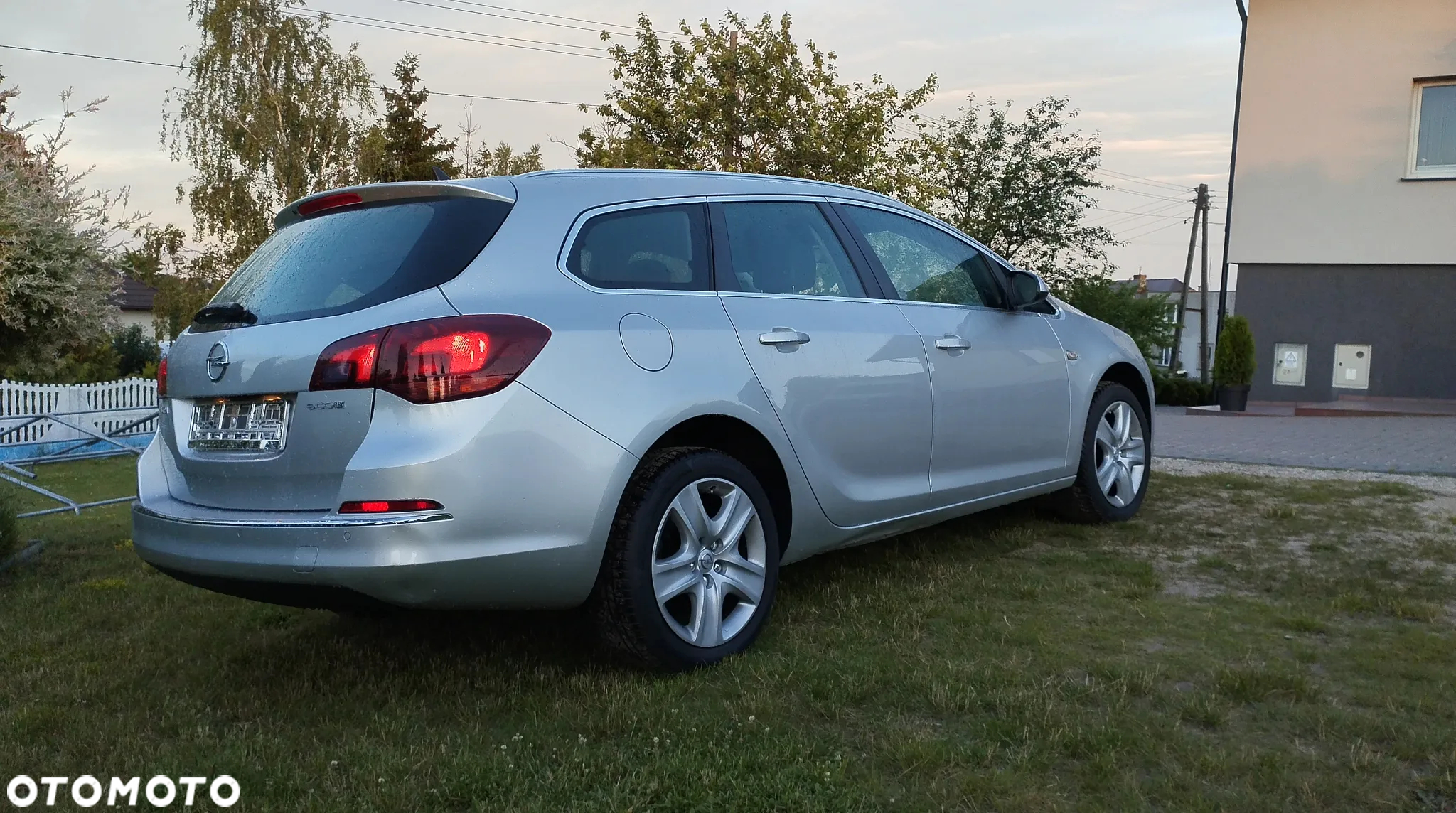 Opel Astra 1.6 CDTI DPF ecoFLEX Sports TourerStart/Stop Exklusiv - 18
