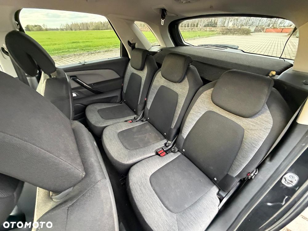 Citroën C4 PureTech 130 Stop&Start SHINE - 11