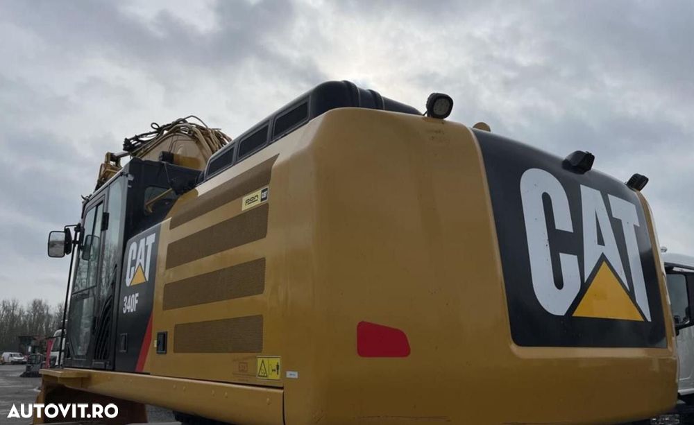 Caterpillar 340F Excavator - 3