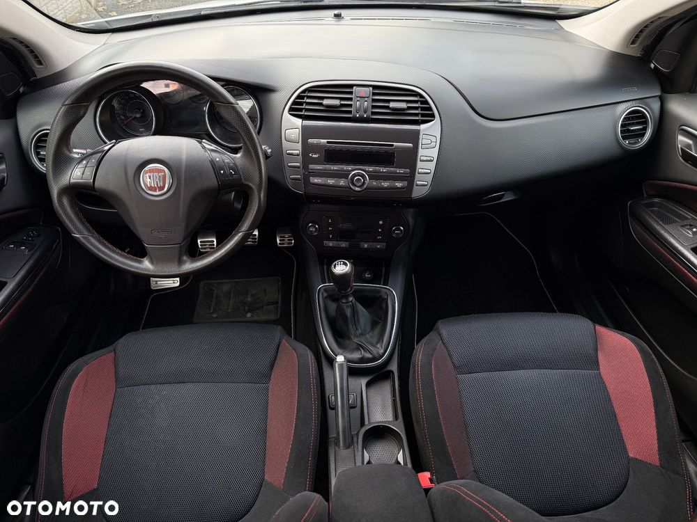 Fiat Bravo 1.4 16V Dynamic - 27