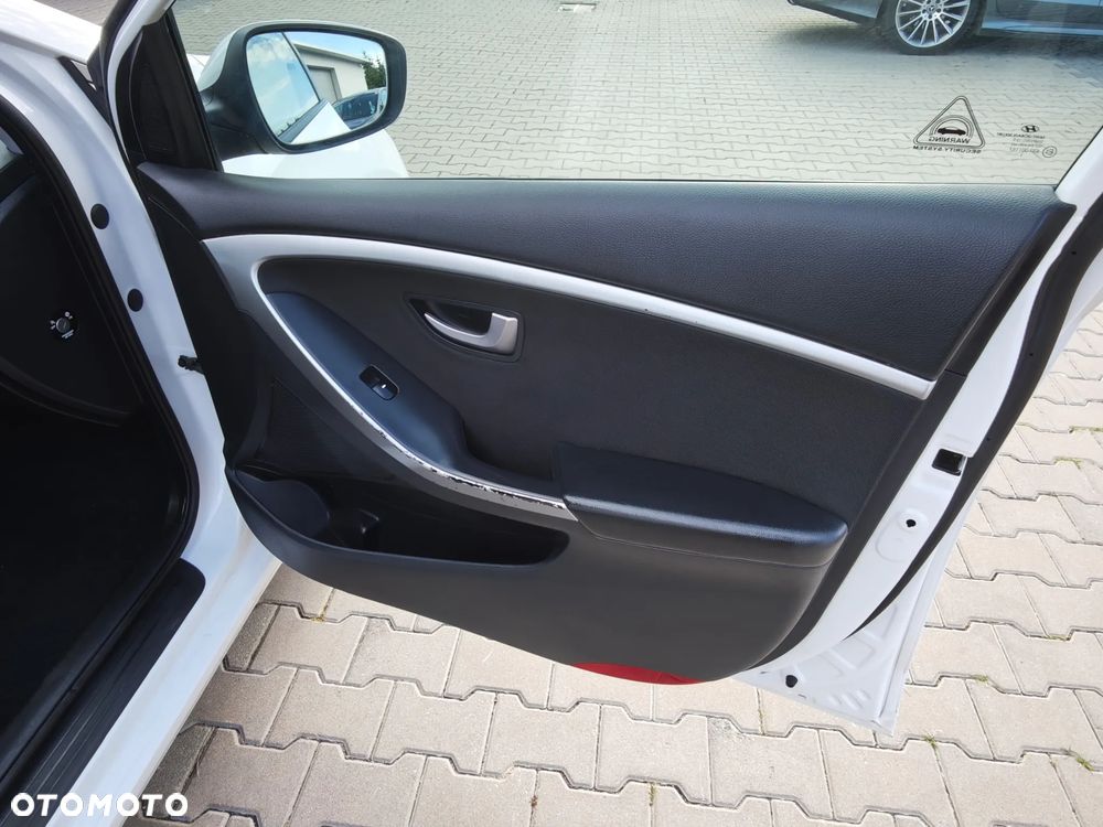 Hyundai i30 1.4 Classic - 16