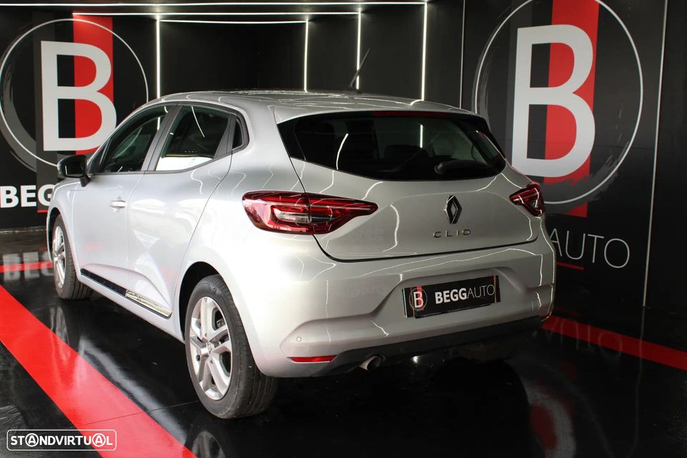 Renault Clio - 16