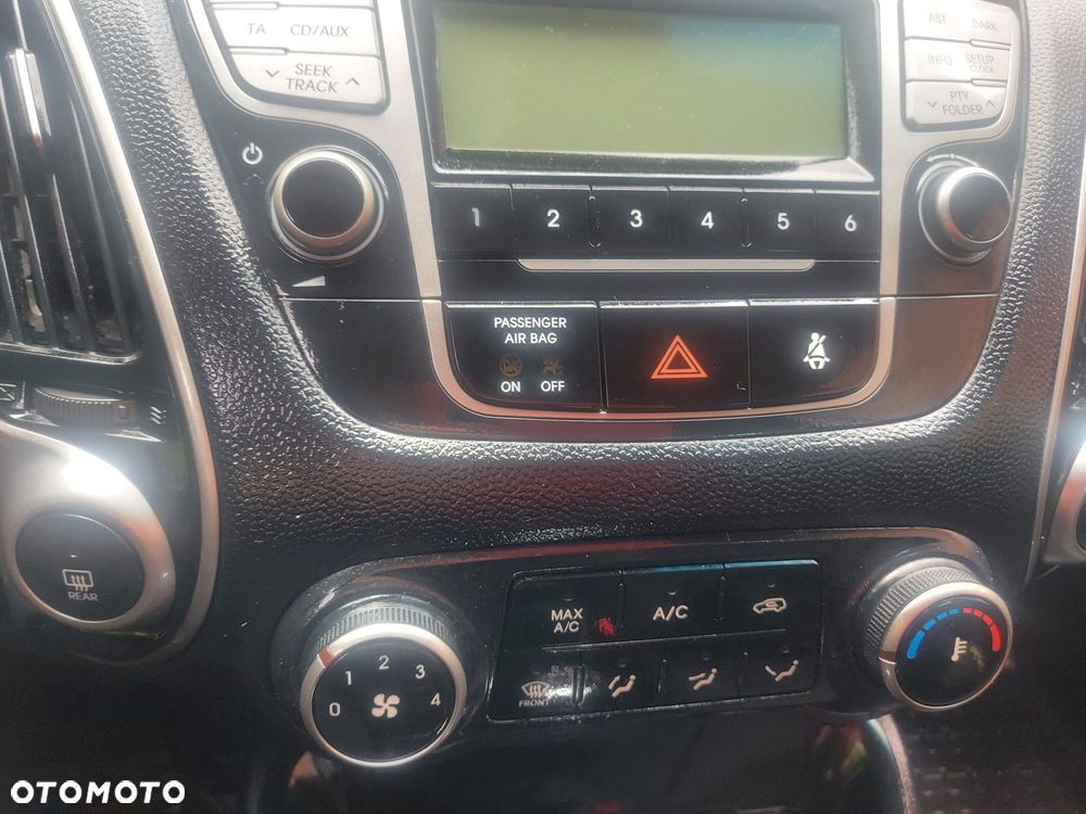 Hyundai ix35 - 23