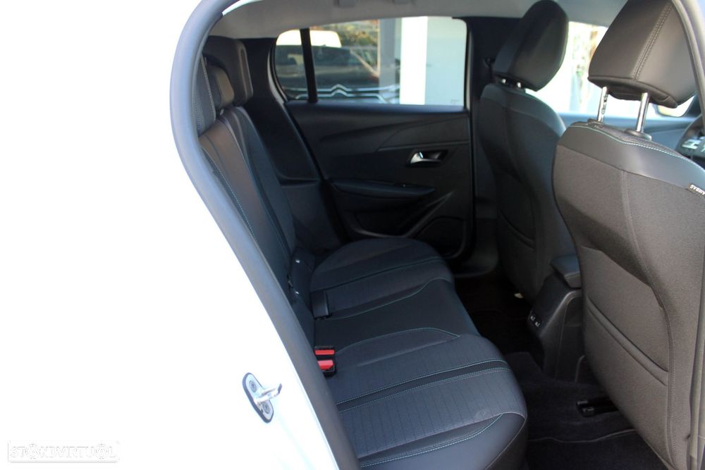 Peugeot 208 1.2 PureTech Allure Pack EAT8 - 44