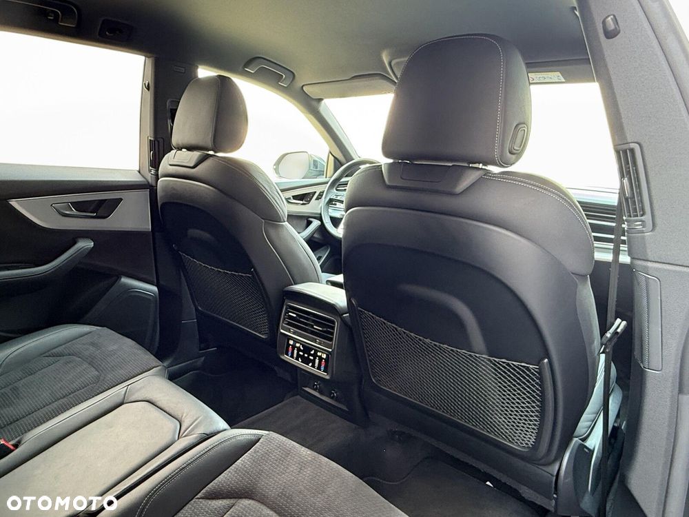 Audi Q8 45 TDI mHEV Quattro Tiptronic - 33