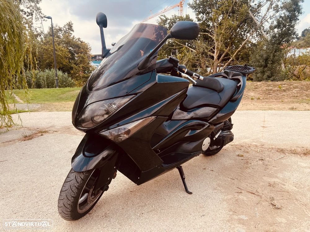 Yamaha TMAX - 3