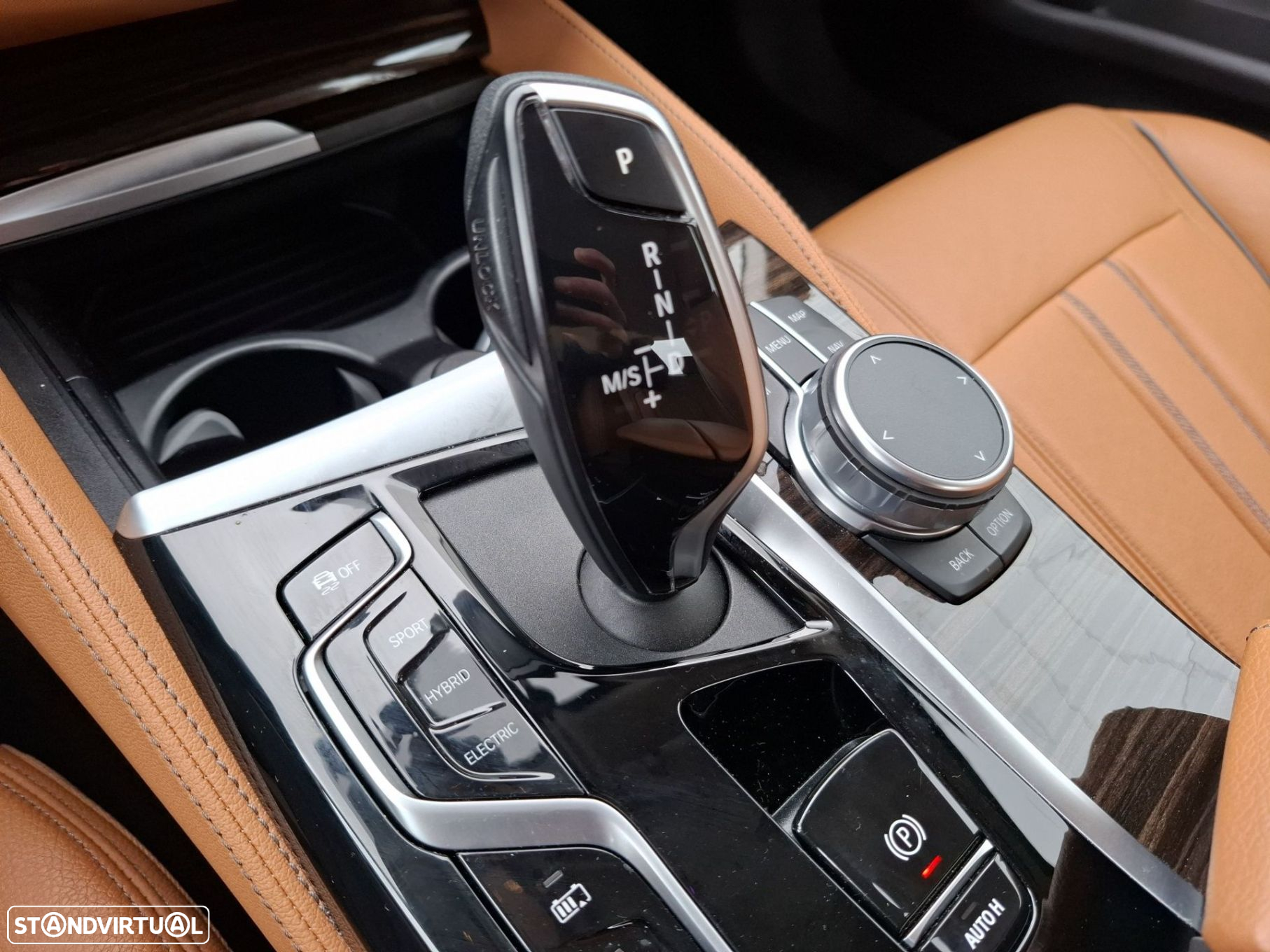 BMW 530 e Line Luxury - 16