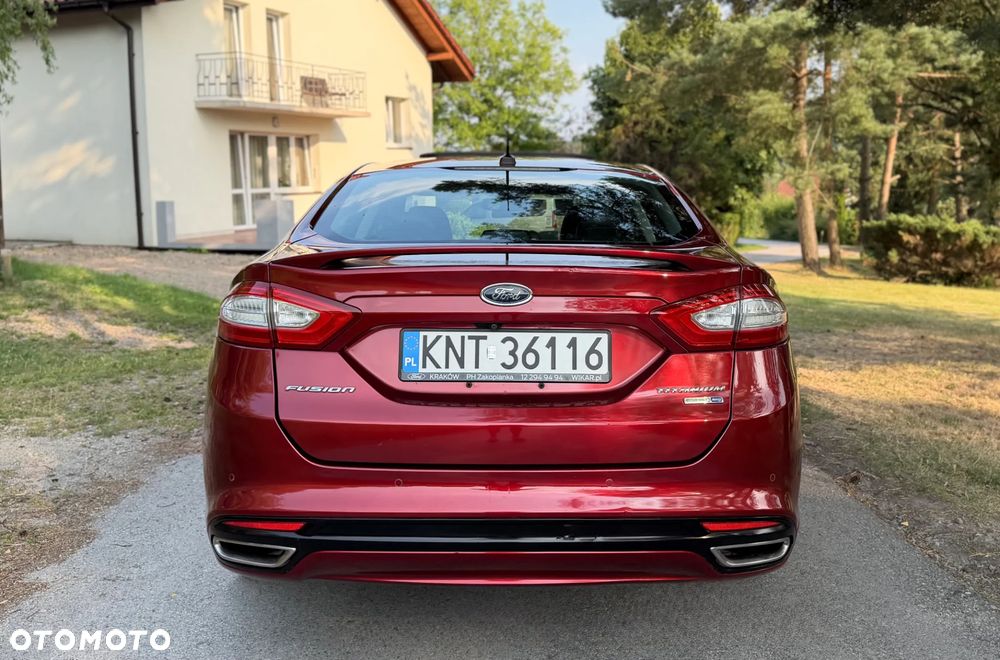Ford Fusion 2.0 EcoBoost Titanium - 9