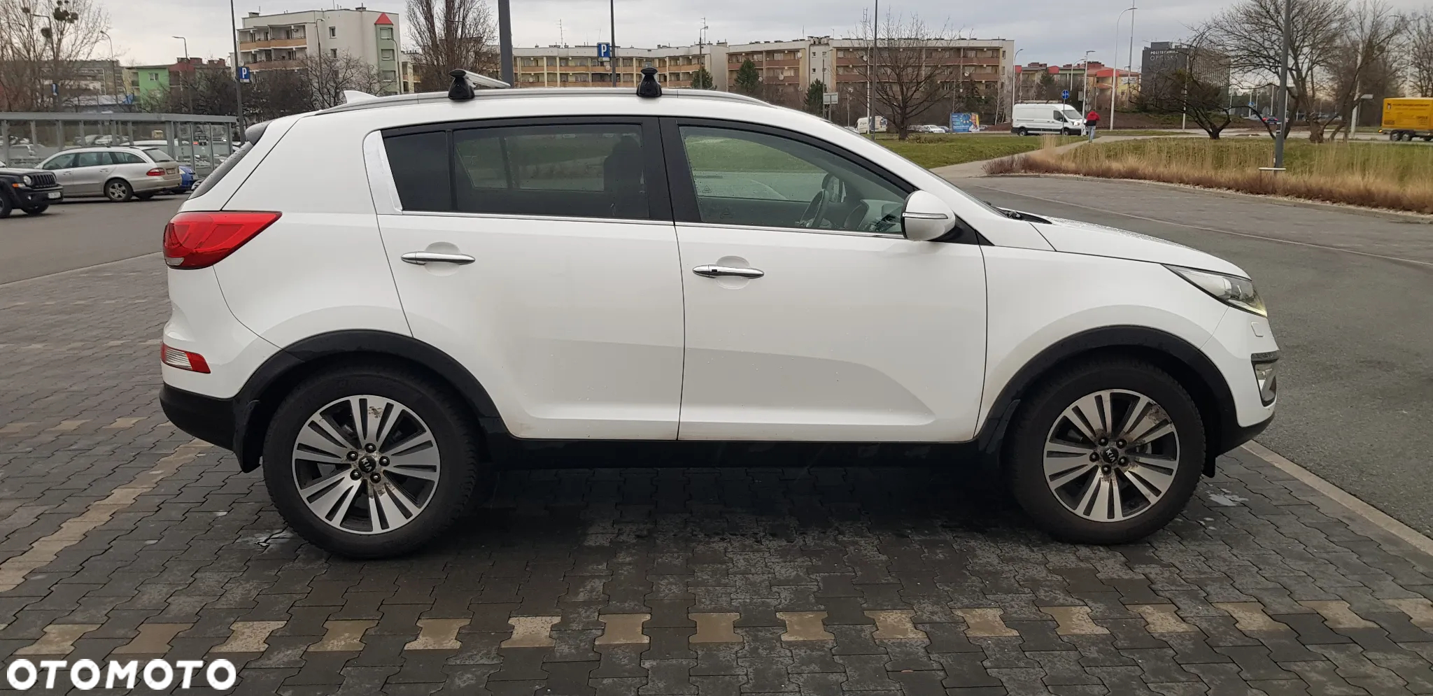 Kia Sportage 2.0 GDI XL 2WD - 4