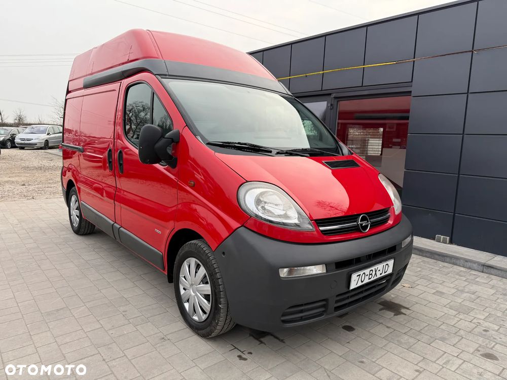 Opel Vivaro 1.9 Diesel L1H2 Wysoki Centralny Zamek Kredyt - 3