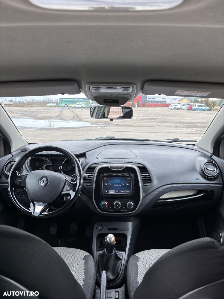 Renault Captur - 16