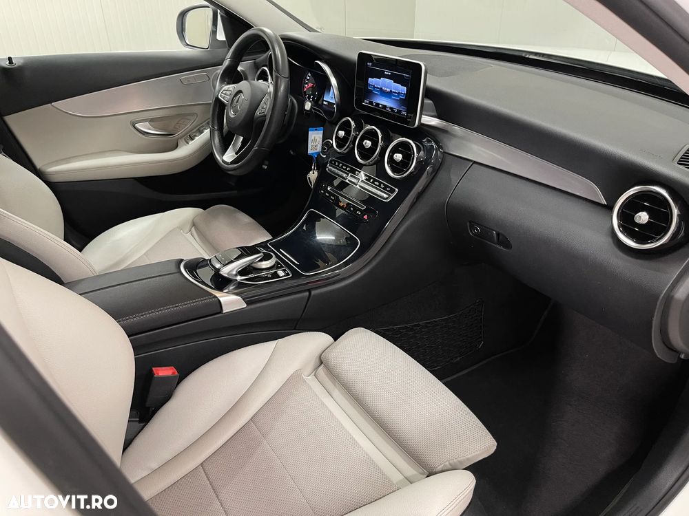 Mercedes-Benz C 350 e 7G-TRONIC Exclusive - 11