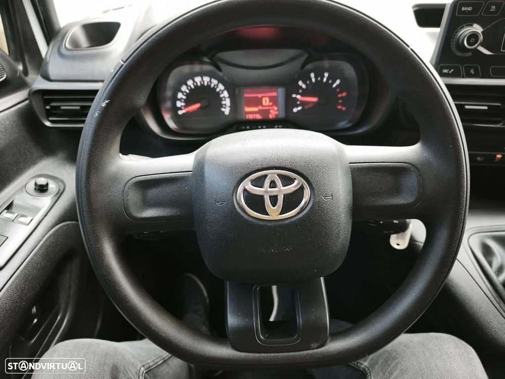 Toyota Proace City 1.5 D L1H1 Iva Dedutível - 17