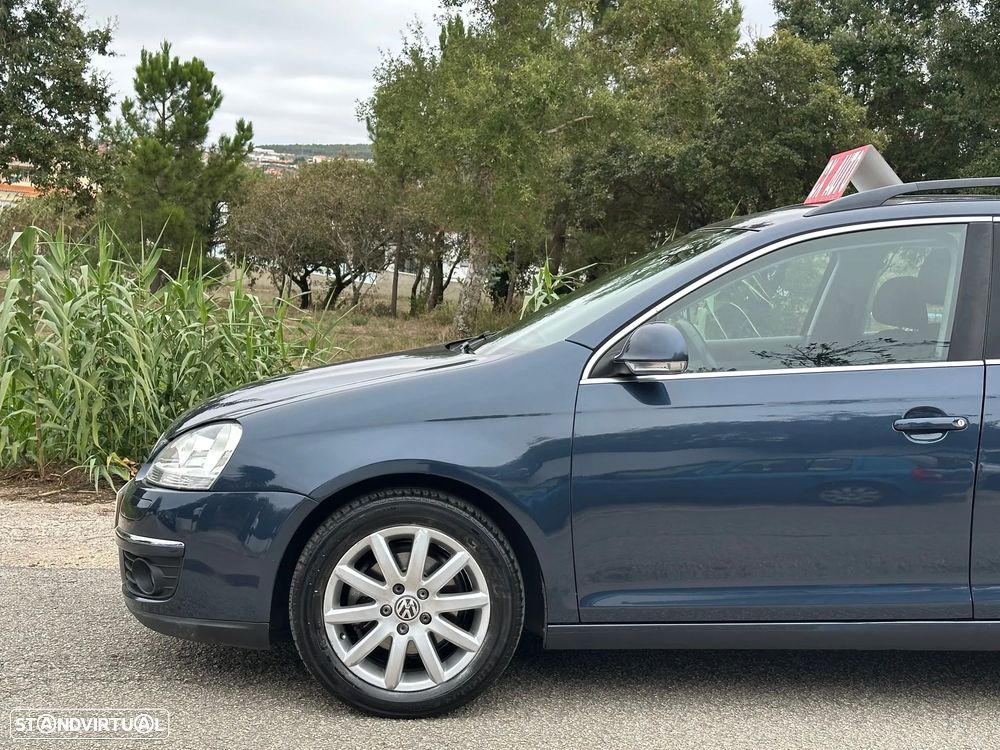 VW Golf Variant 1.9 TDi DPF Confortline DSG - 2