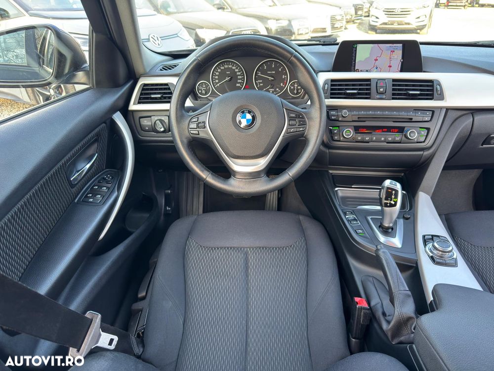 BMW Seria 3 320d Aut. - 5