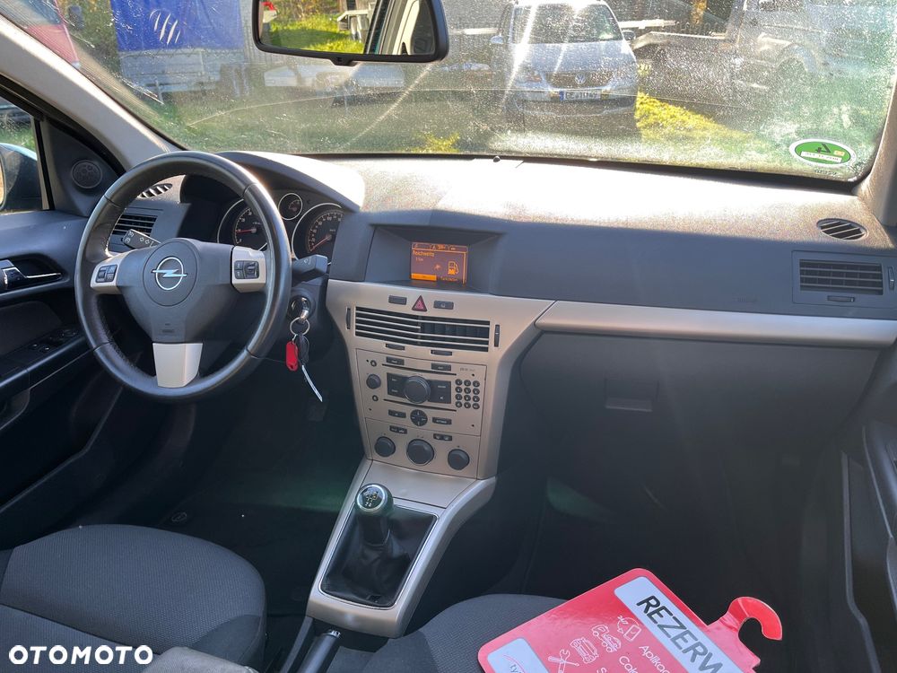 Opel Astra 1.6 Caravan Edition - 19