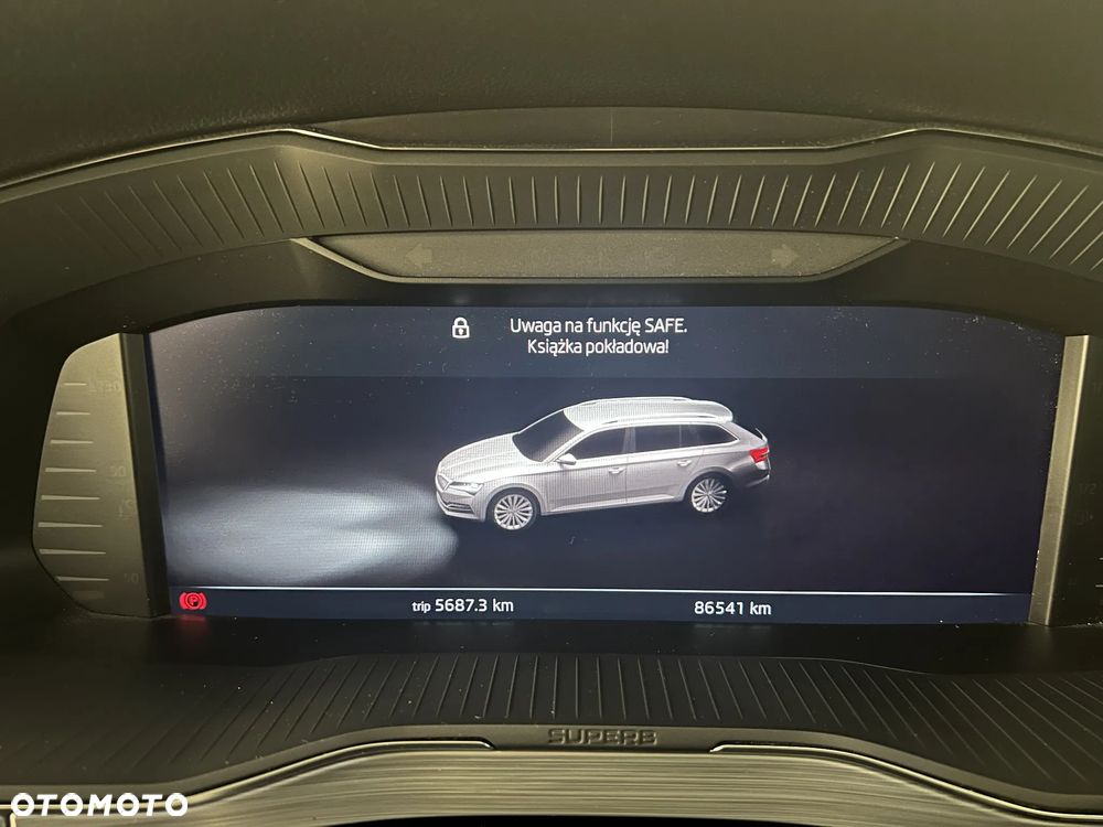 Skoda Superb 1.5 TSI Ambition DSG - 16