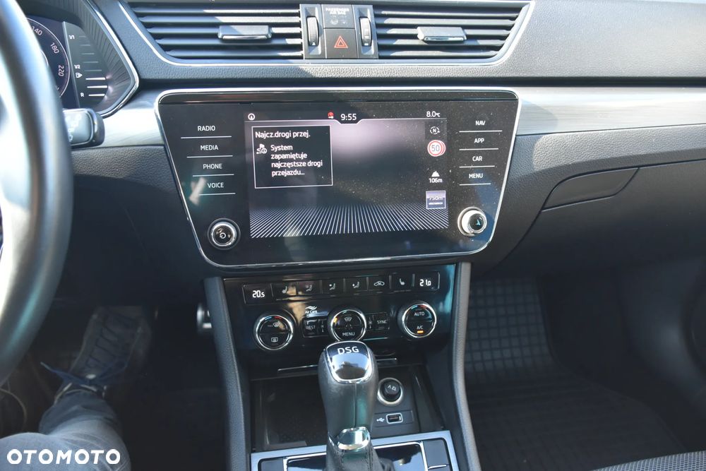 Skoda Superb 2.0 TDI DSG Style - 17