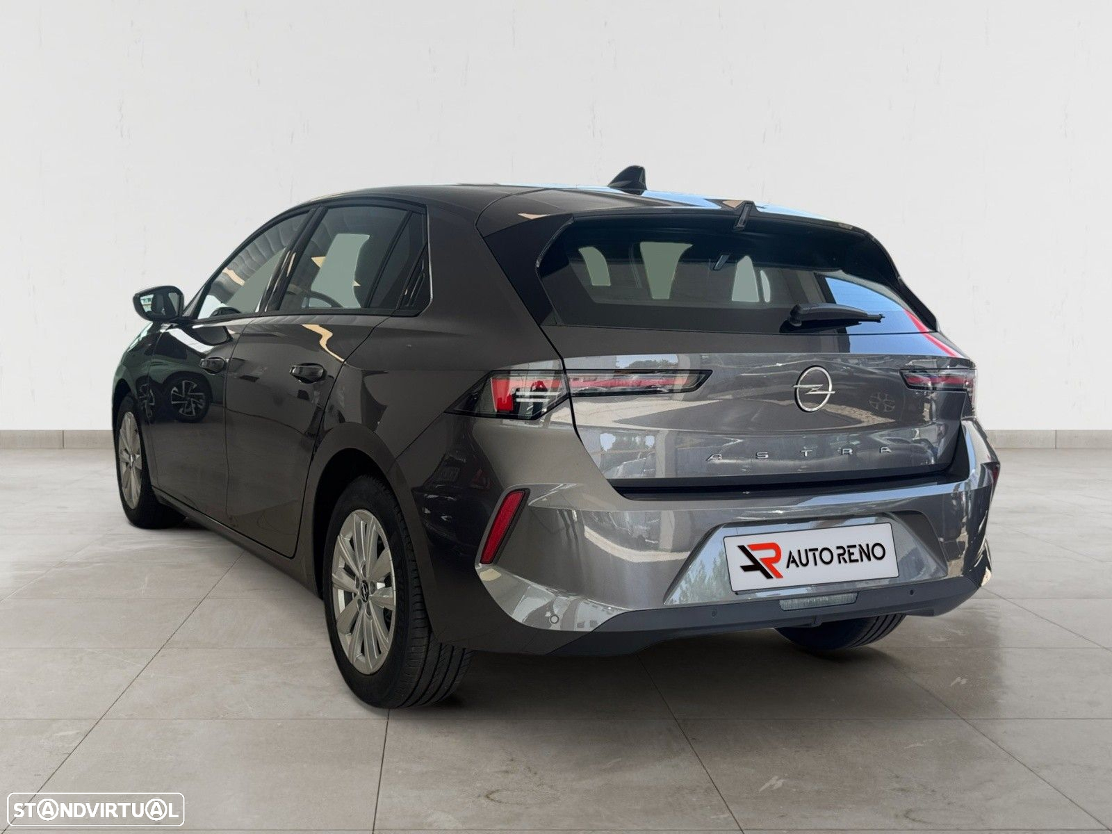 Opel Astra 1.2 T Edition - 3