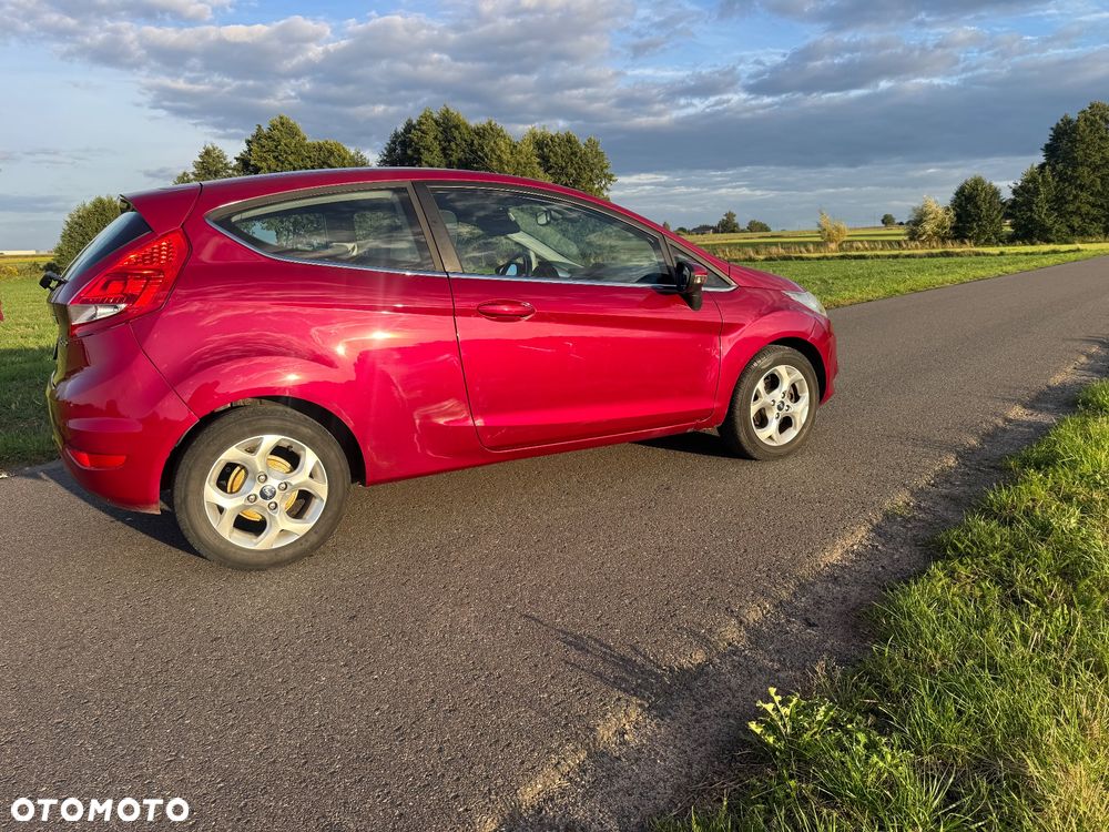 Ford Fiesta 1.25 Champions Edition - 6