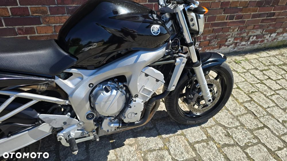 Yamaha FZ6 - 23