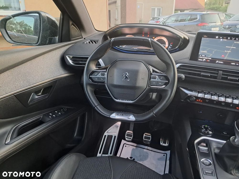 Peugeot 3008 1.2 PureTech GT S&S - 22