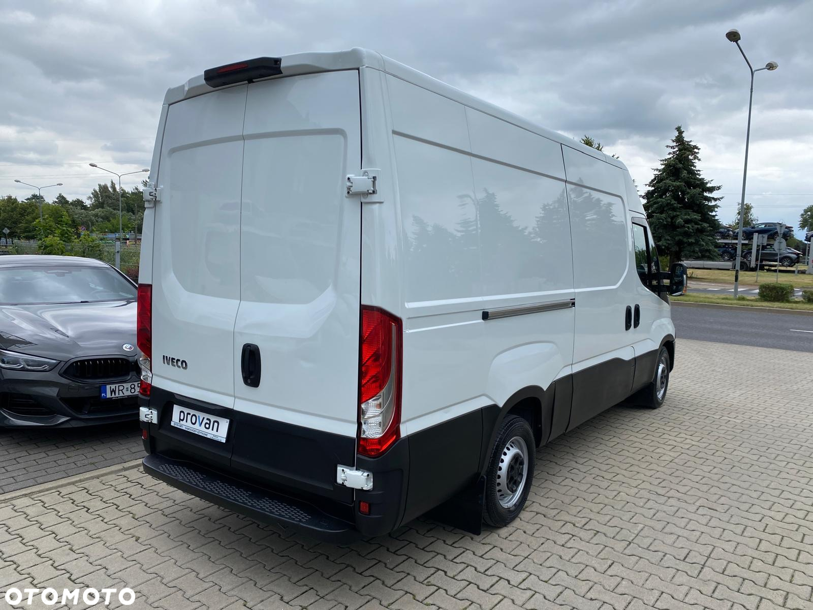 Iveco DAILY 35-140 HI-MATIC CHŁODNIA THERMO KING V200 MAX L2H2 - 14