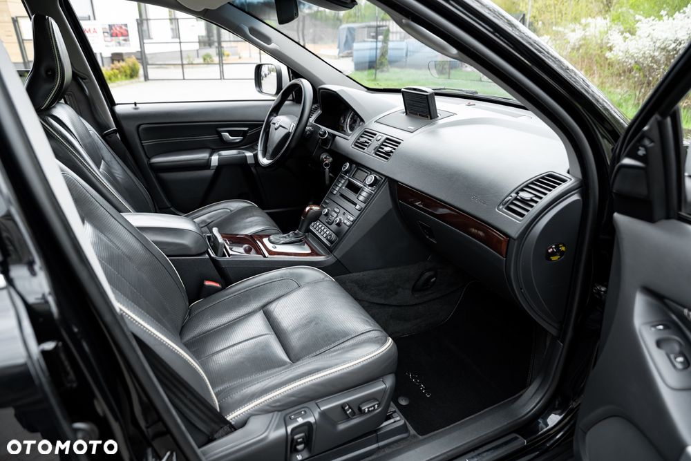 Volvo XC 90 D5 AWD Geartonic Executive - 8