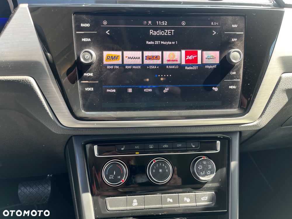 Volkswagen Touran 2.0 TDI SCR DSG ACTIVE - 33