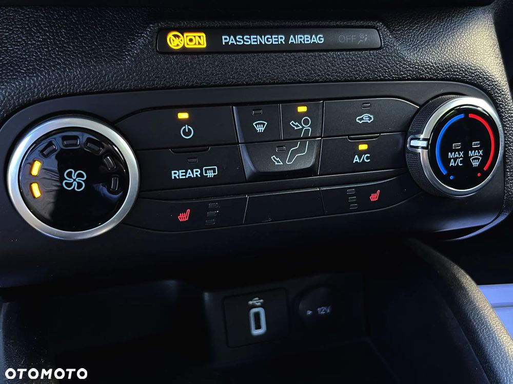 Ford Focus SW 1.5 EcoBoost S&S ACTIVE - 34