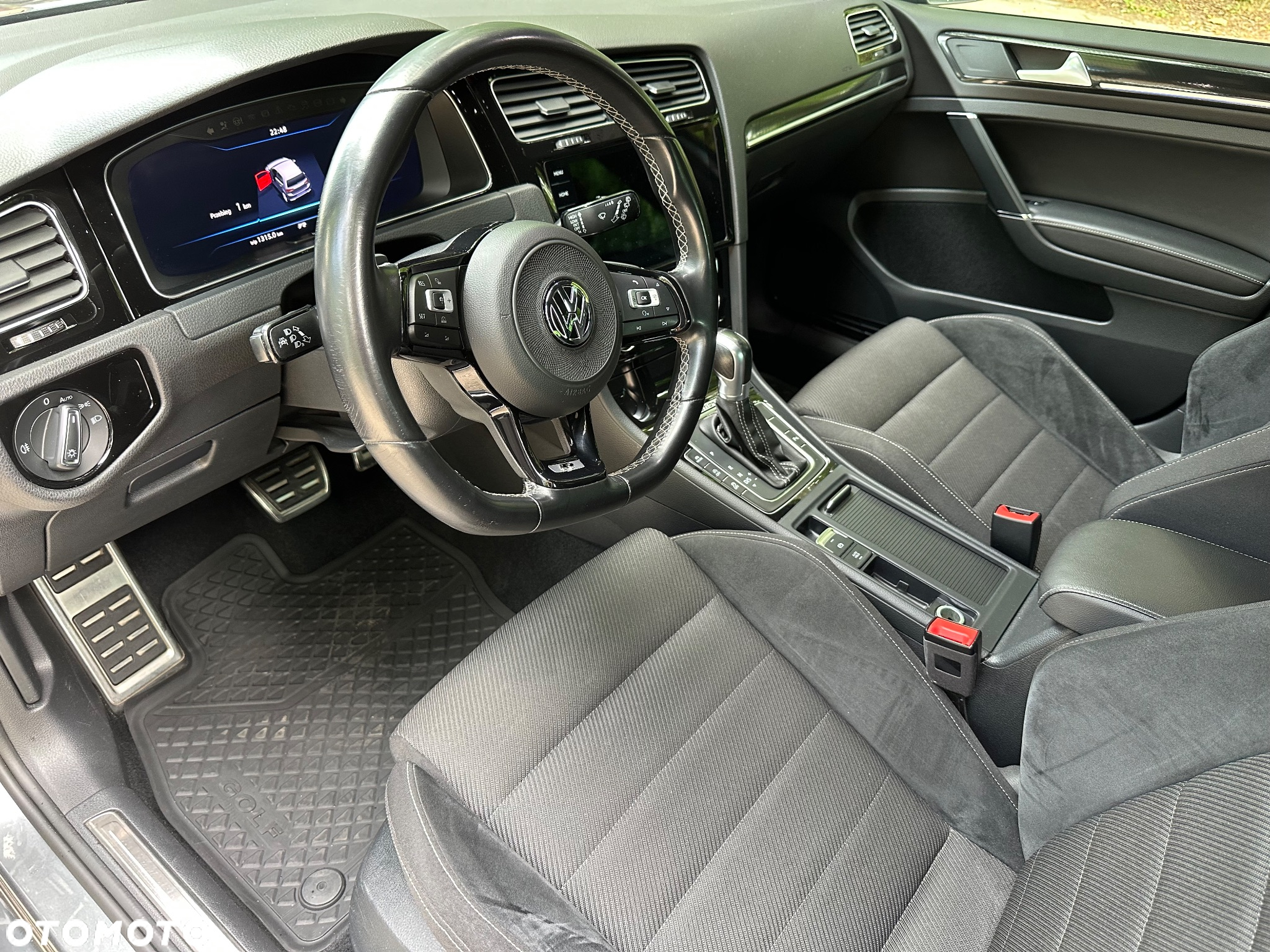 Volkswagen Golf VII 2.0 TSI BMT 4Mot R DSG - 5