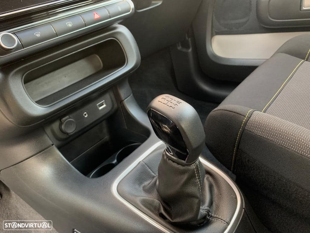 Citroën C3 1.2 PureTech Shine - 3