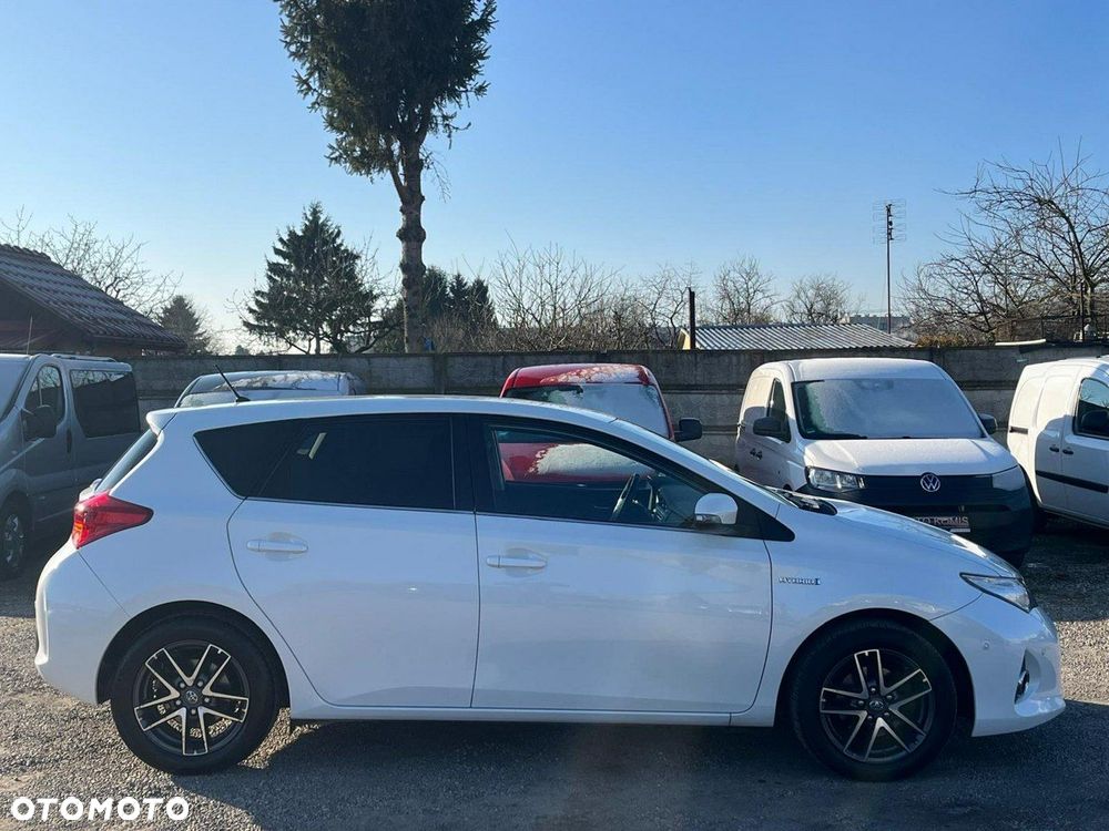 Toyota Auris - 14