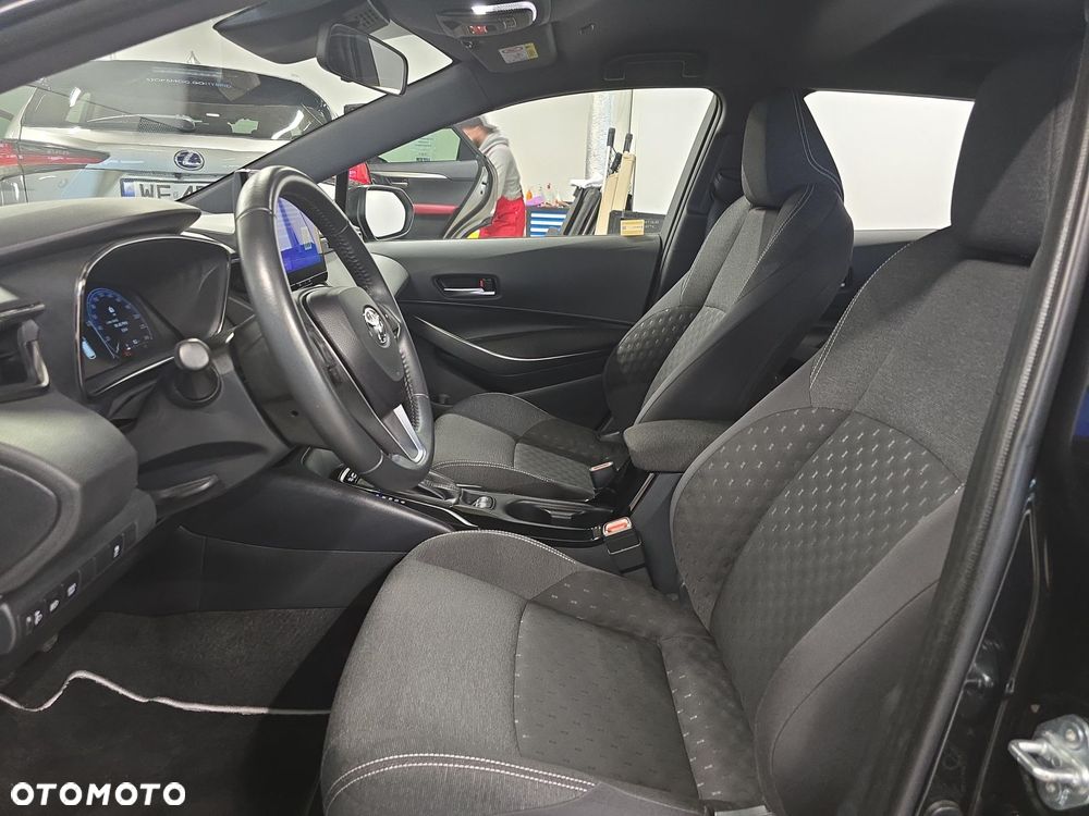 Toyota Corolla 1.8 Hybrid Comfort - 15