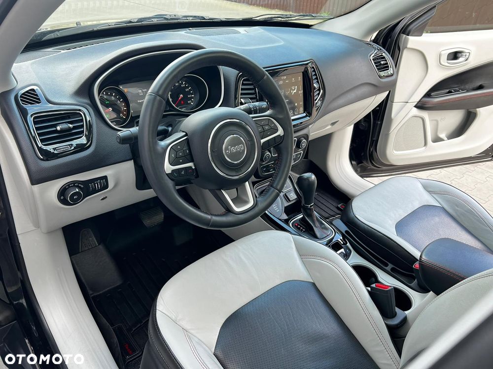 Jeep Compass - 13