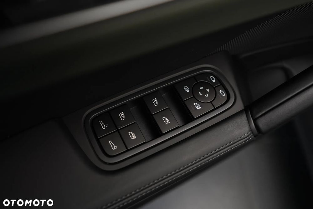 Porsche Cayenne Coupe S - 16