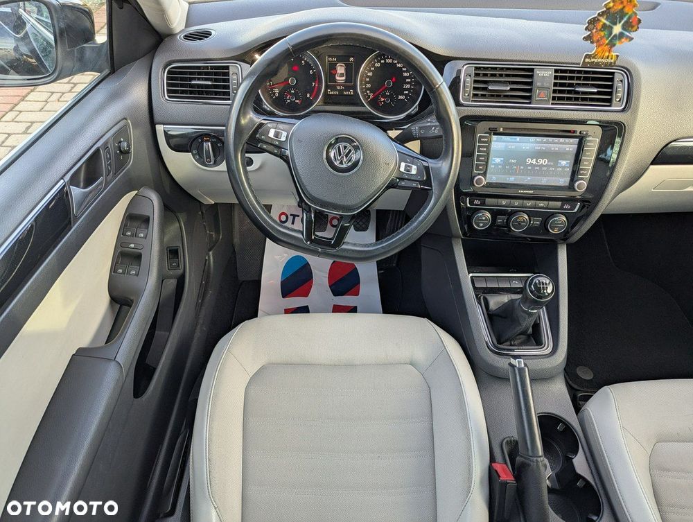 Volkswagen Jetta 1.4 TSI BMT Highline - 24