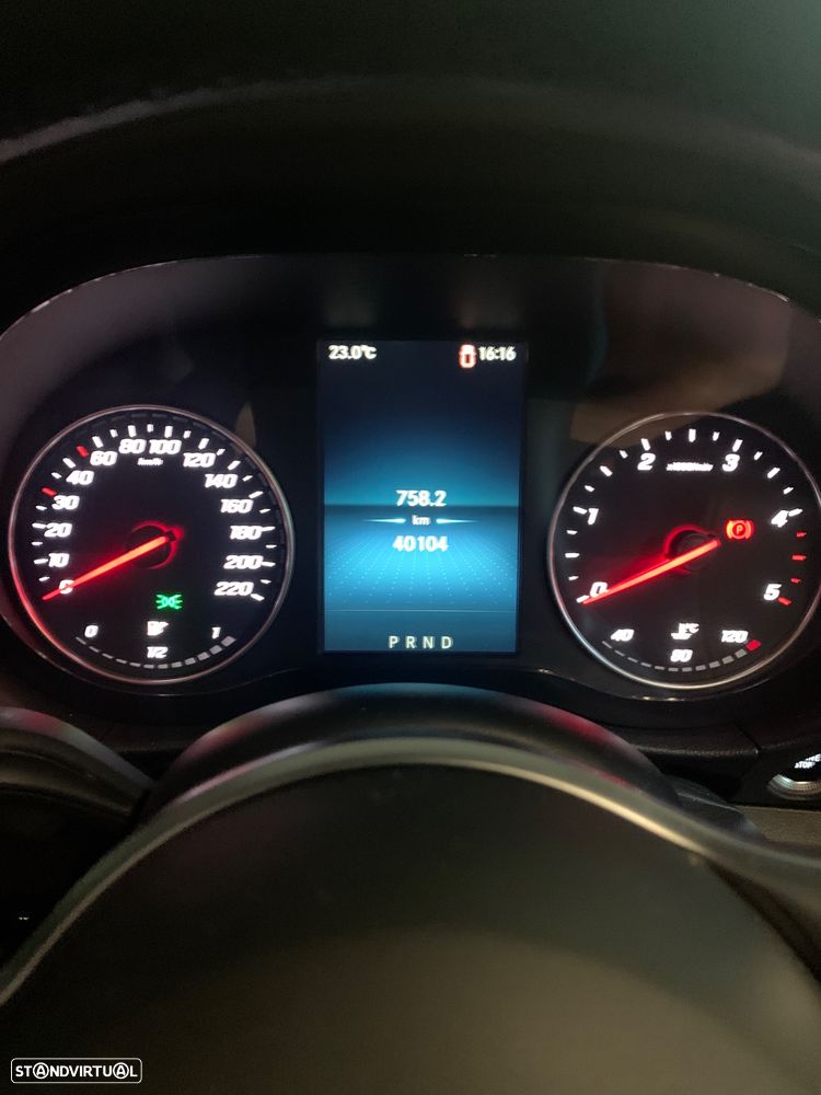 Mercedes-Benz T 180 d Auto Progressive - 13
