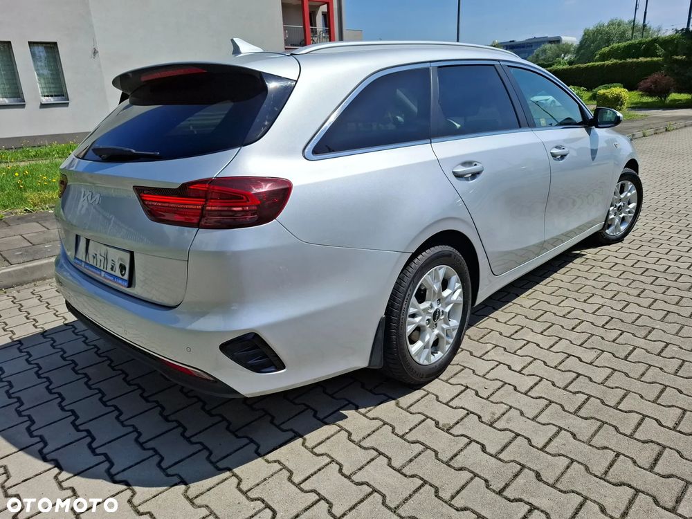 Kia Ceed 1.5 T-GDI M - 3