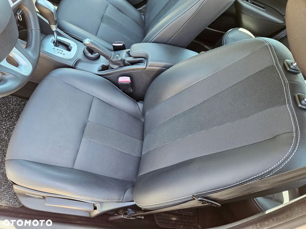 Renault Fluence dCi 110 FAP EDC Sportway - 15