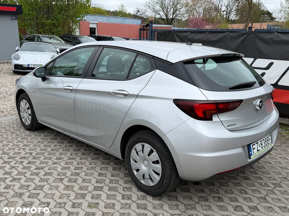 Opel Astra 1.4 Essentia - 8