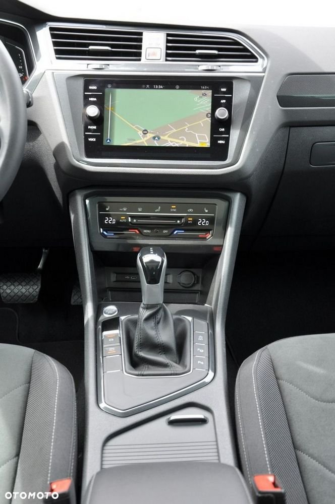 Volkswagen Tiguan 2.0 TDI SCR Elegance DSG - 31