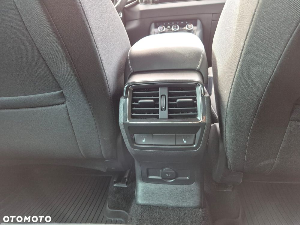 Skoda Karoq 1.5 TSI ACT Style DSG - 18