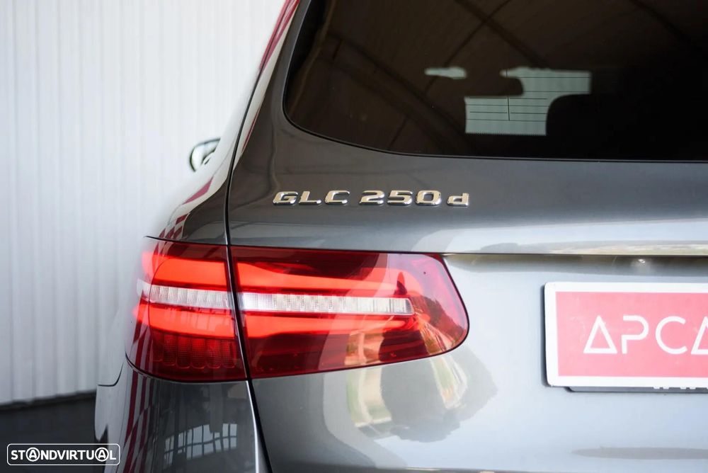 Mercedes-Benz GLC 250 d AMG Line 4-Matic - 19