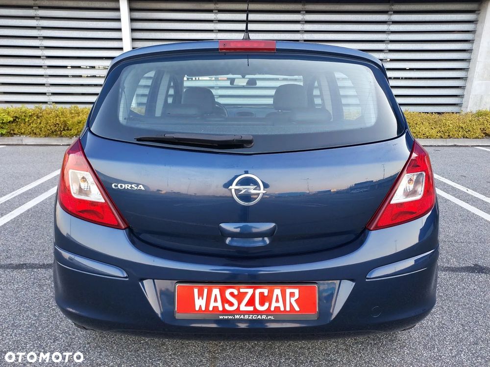 Opel Corsa 1.2 16V Cosmo - 6