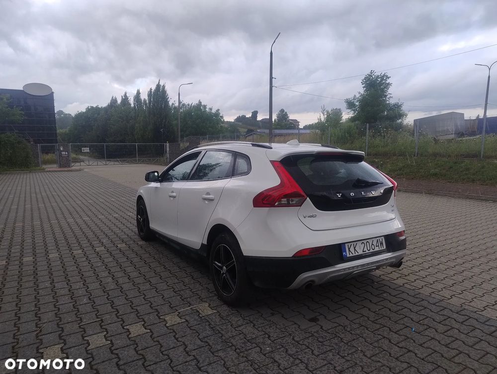 Volvo V40 T5 Geartronic Momentum - 12