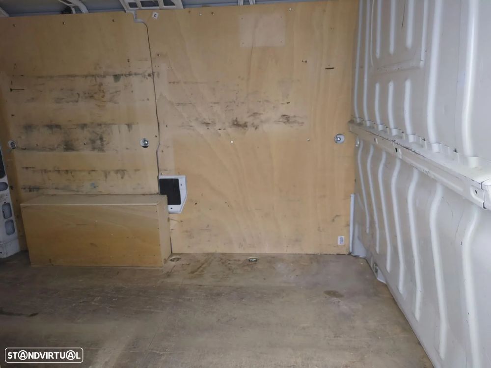 Peugeot BOXER 2.0 Blue-Hdi L1H1 *GPS/Ac/ IVA DEDUTÍVEL - 11