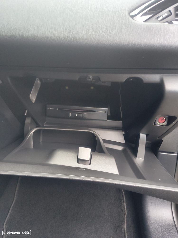 Peugeot 208 e-HDi 68 EGS5 Stop&Start Active - 19