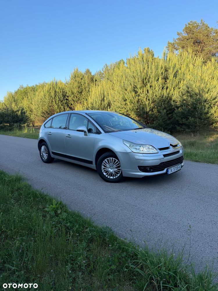 Citroën C4 2.0 16V Exclusive - 17