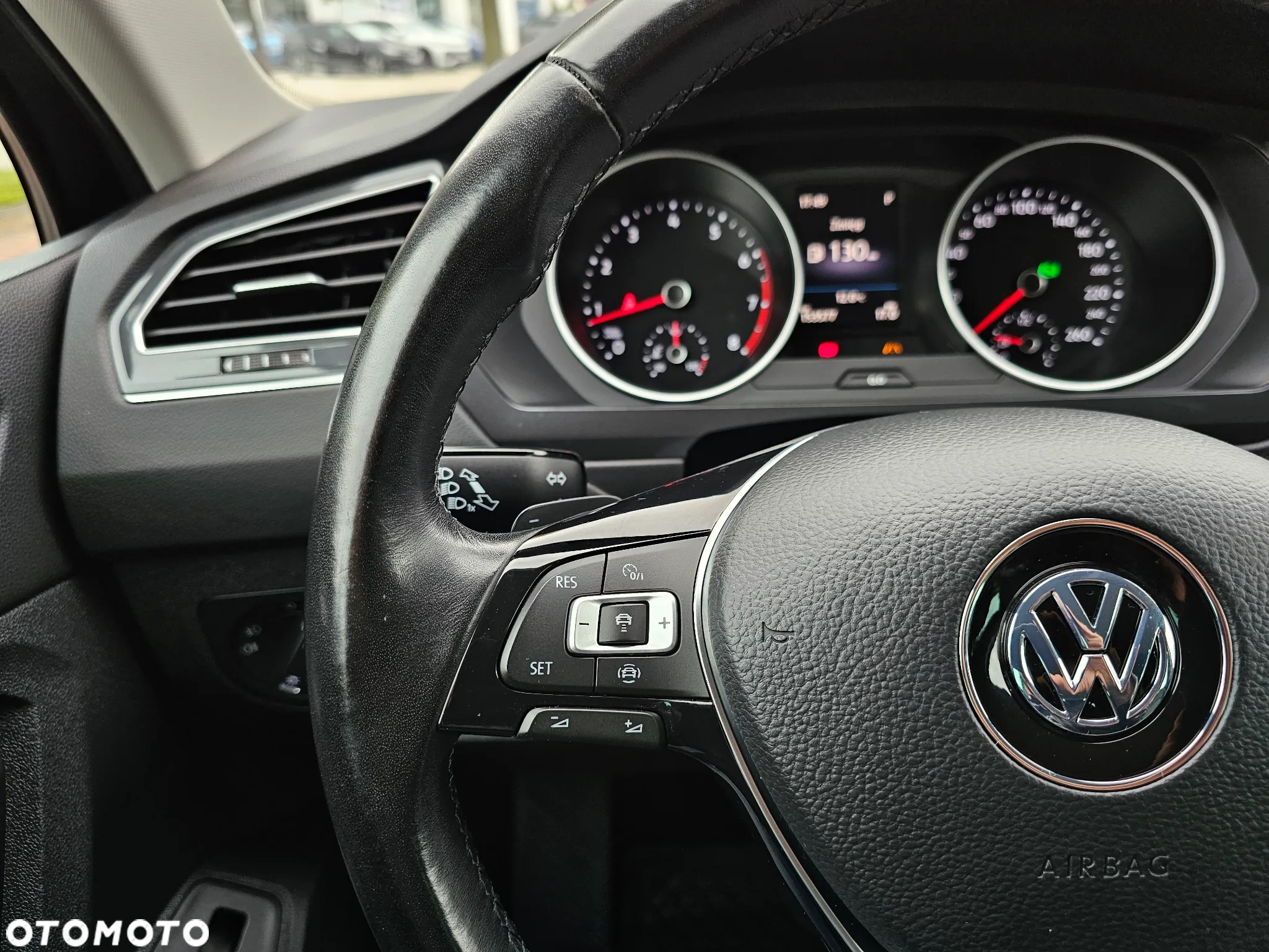 Volkswagen Tiguan 2.0 TSI 4Mot Highline DSG - 29